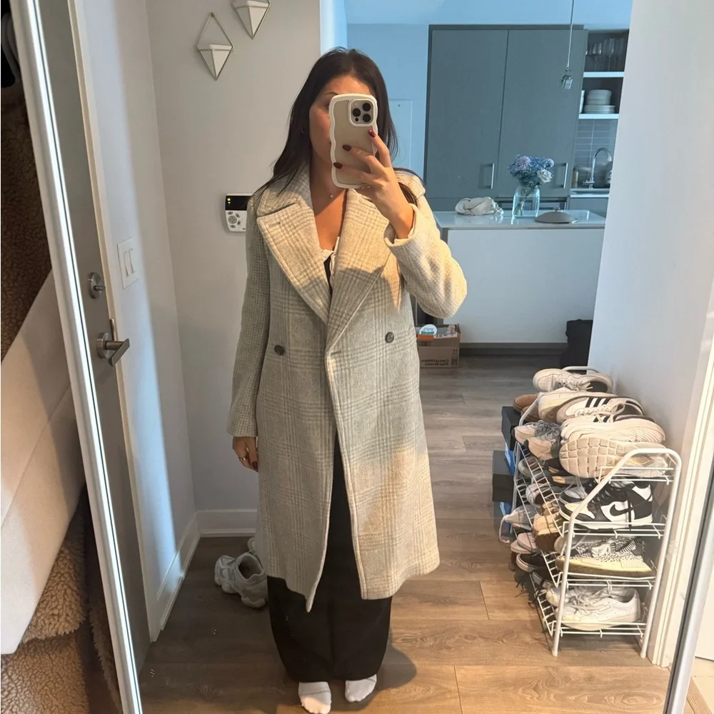 Club Monaco Light Gray Plaid Trench Coat - Picture 2 of 3